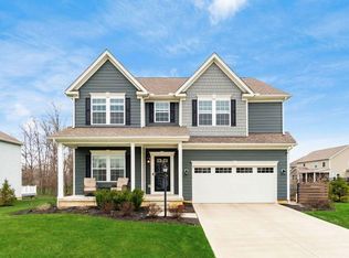 4077 Topsail Dr, Lewis Center, OH 43035