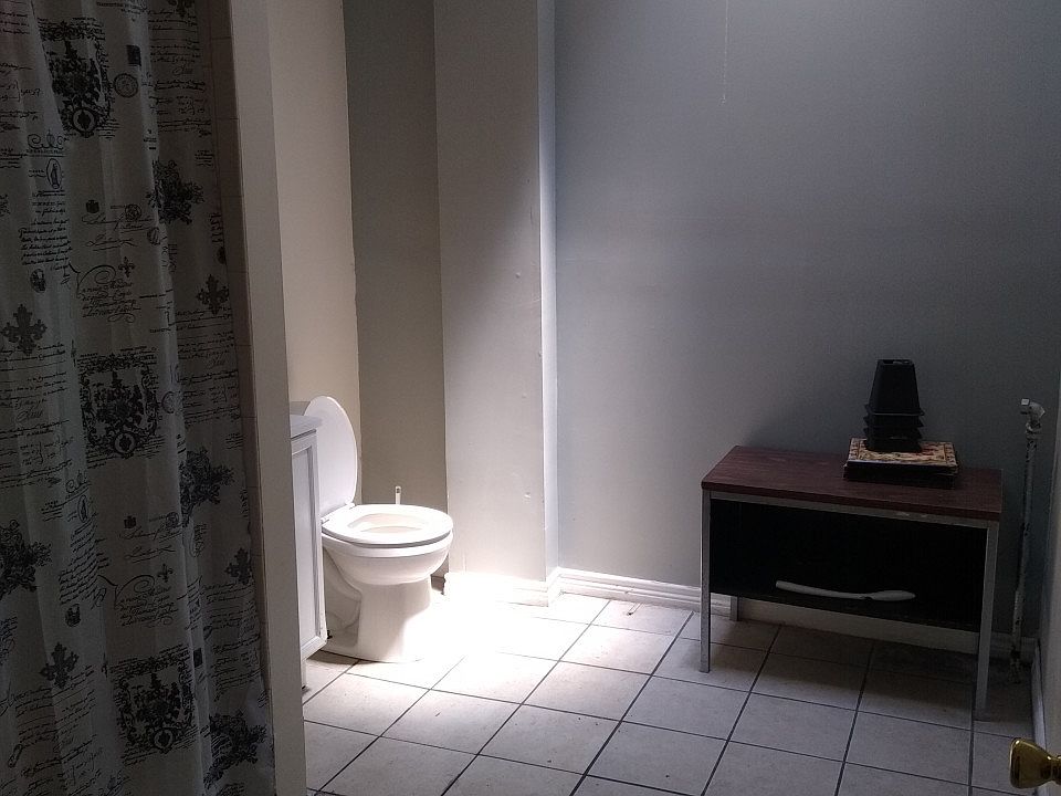 2nd image of 2948 Edmondson Ave #495874