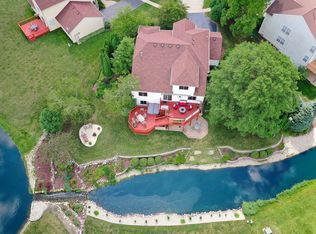 2015 Crooked Tree Ct, McHenry, IL 60050