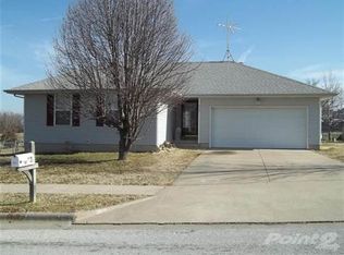 522 N Pima St, Fair Grove, MO 65648