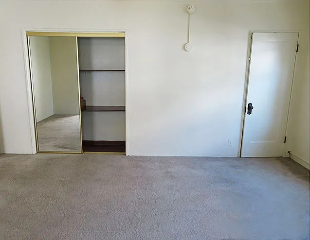 Studio, $2,100 — Photo 3