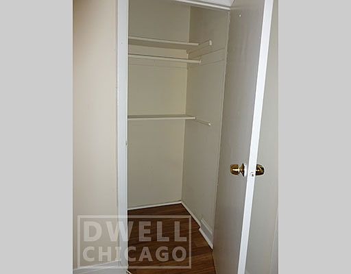 3rd image of 6916 N Lakewood Ave APT 308