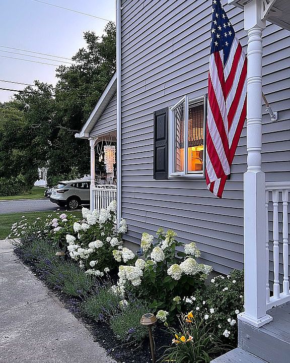 2nd image of 54 Ridge Ave