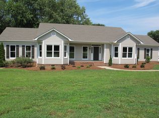 106 Cari Ln, Matthews, NC 28104