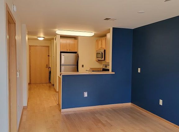 4th image of 333 W Mifflin St Unit 3060