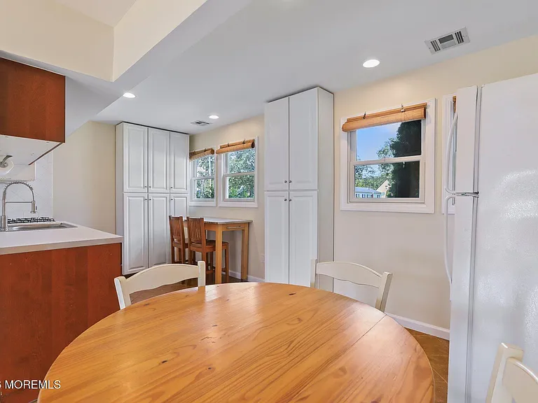 477 Glenwood Ave — Photo 16