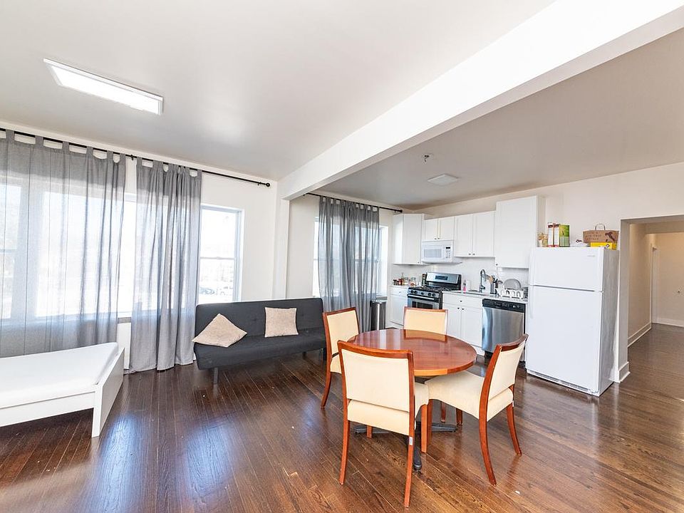 1st image of 5742 N Milwaukee Ave #2CA