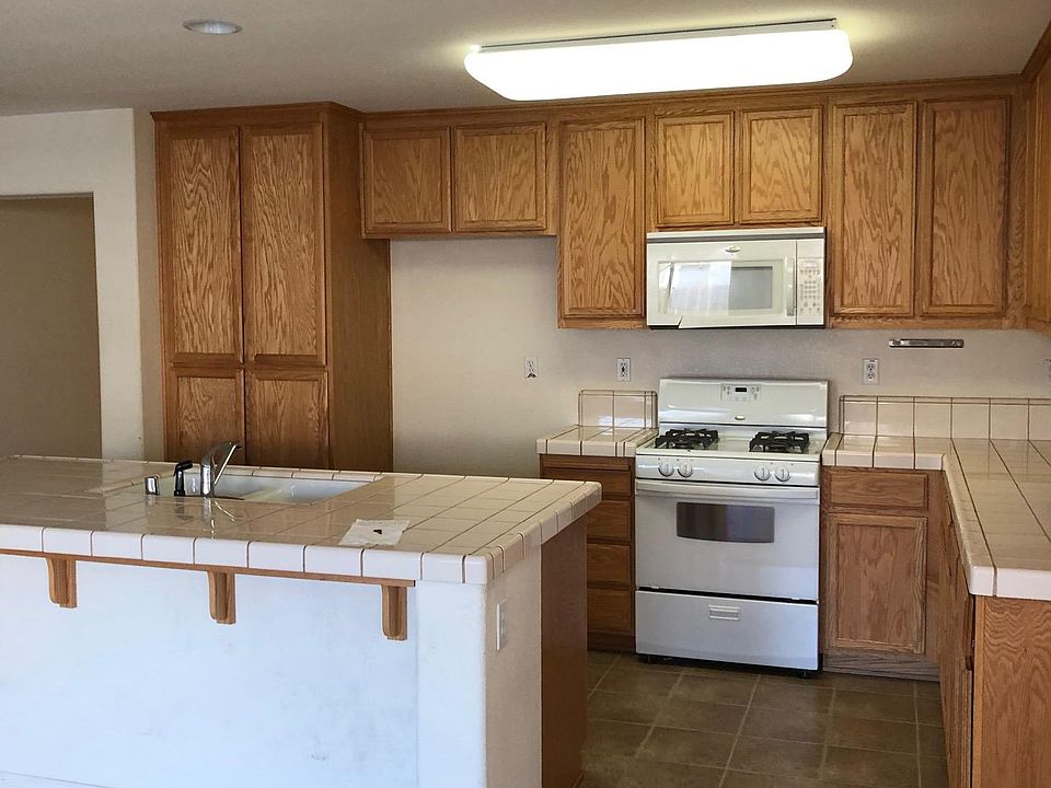 2nd image of 3914 Alviso Dr