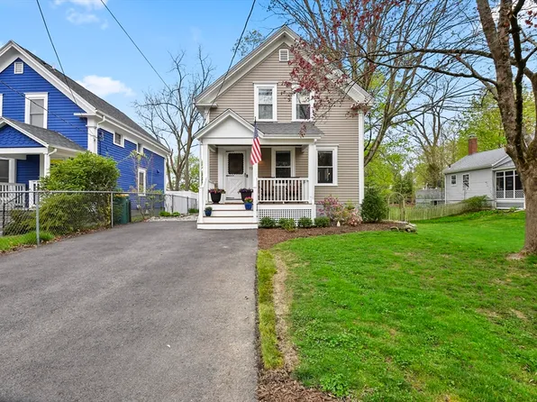 72 Grove St, North Attleboro, MA 02760