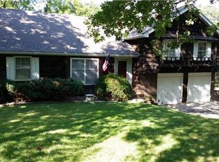 120 Terrace Trail South St, Shawnee, KS 66217