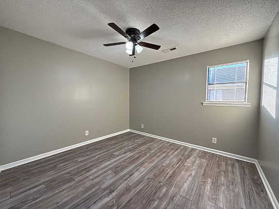 4th image of 4424 Torrance Dr NW APT 15
