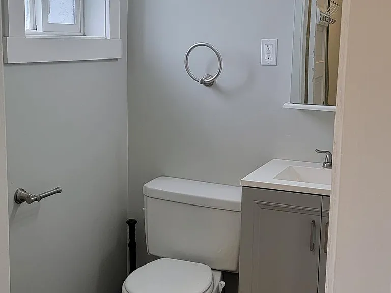 1014 N K St #2 — Photo 3
