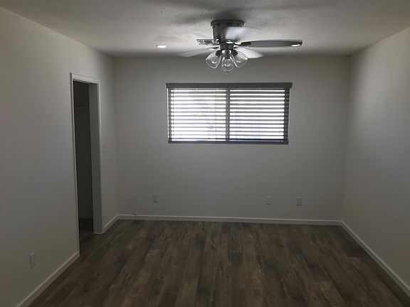 2nd image of 790 Kootenay Dr