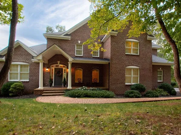 371 Tusculum Ln W, Amherst, VA 24521