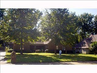 5th image of 8387 Grand Oak Dr