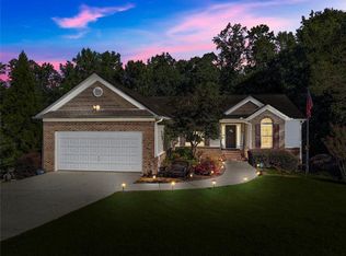1147 Bradford Park Dr, Auburn, GA 30011