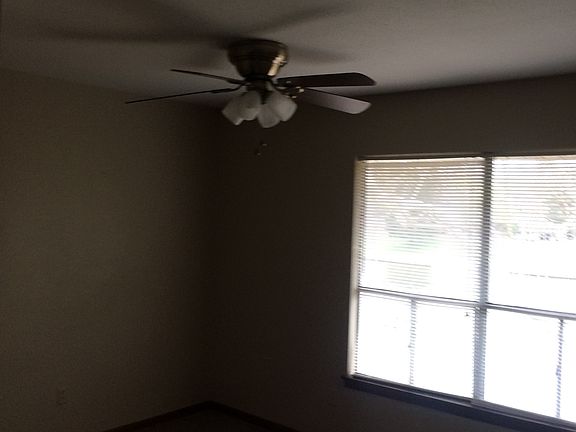 4th image of 808 Woodyard Dr APT 5