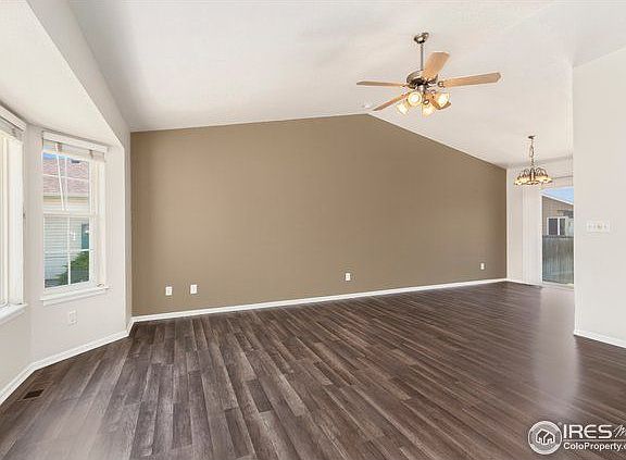 4th image of 2065 Beech Ave