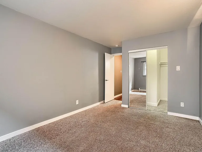 1245 Columbine St #204 — Photo 15