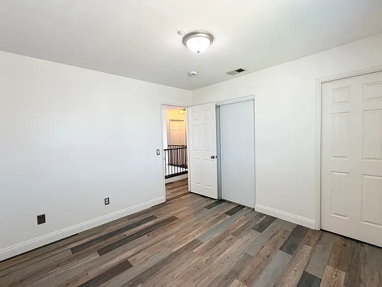 15096 Fox Ridge Dr — Photo 8