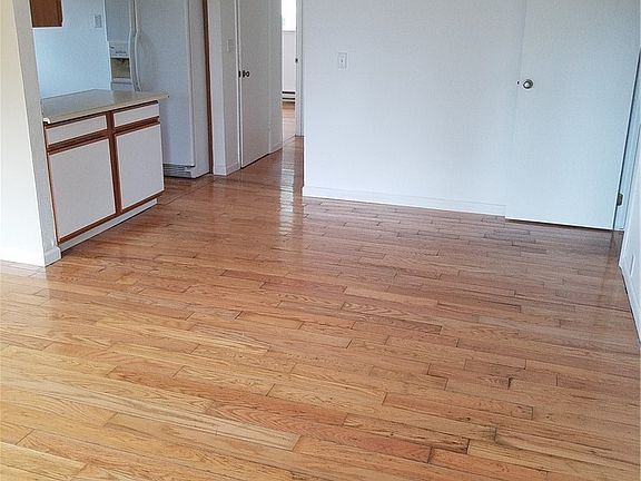 2nd image of 3727 N Villard St