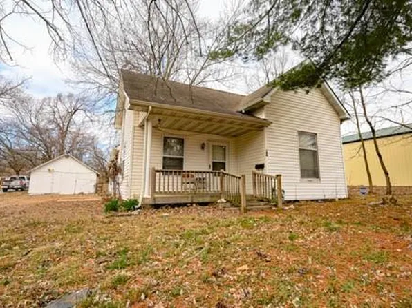 104 S Mechanic Street, Butler, MO 64730