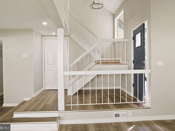 5th image of 12700 Live Oak Pl