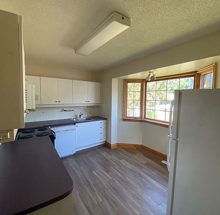 4th image of 10536 67th Ave NW