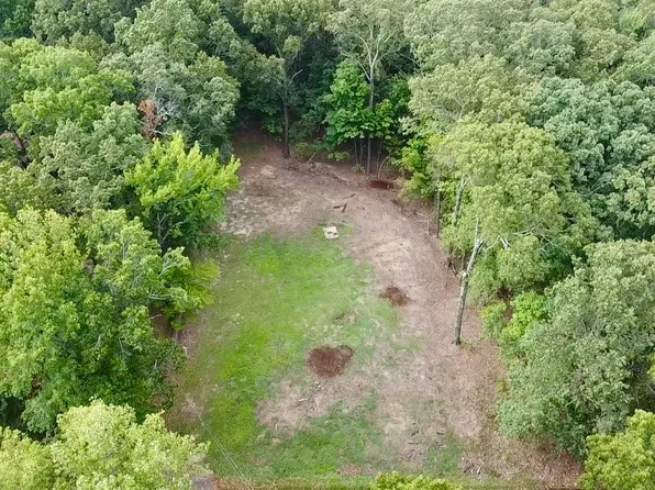 1395 Jewel Dr, Southaven, MS 38671