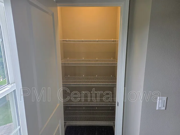 2316 Hazeltine Pl — Photo 18