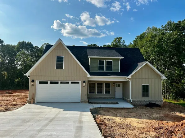 470 Somerset Dr, Appomattox, VA 24522