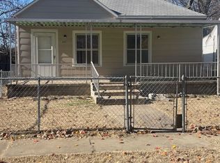 225 NW Santa Fe Ave, Bartlesville, OK 74003