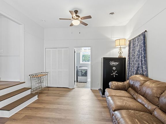 5th image of 2418 Obrien Dr