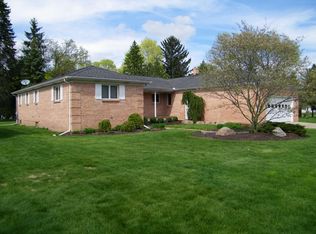 825 W Madison St, Hastings, MI