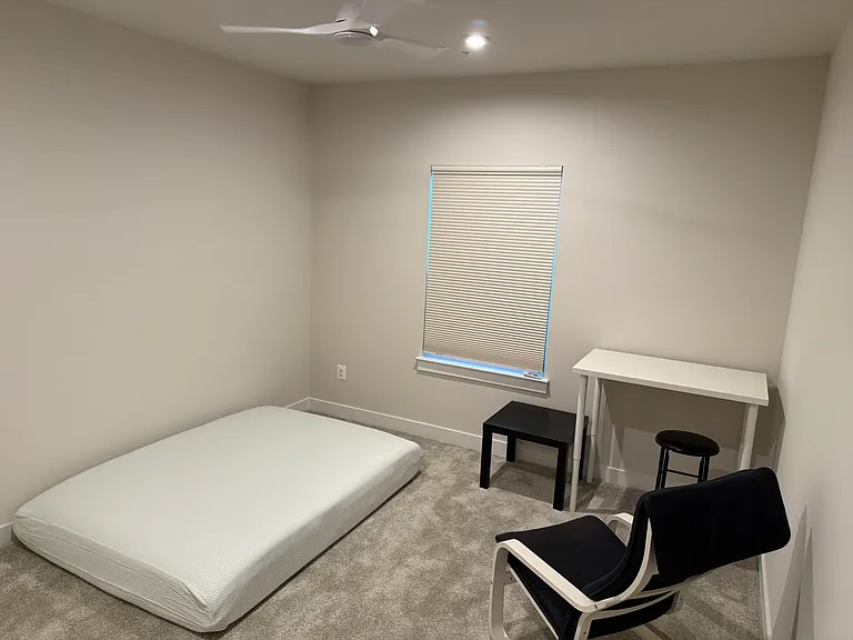 For Rent: Bedroom furnished, bedframe, wardrobe/furniture for clothes on order, among other items. Possible: microwave, small fridge, etc.