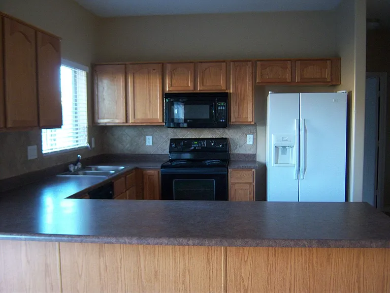 1508 E Heather Dr — Photo 12