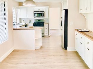 1657 Boulder Creek Rd, Oceanside, CA 92056