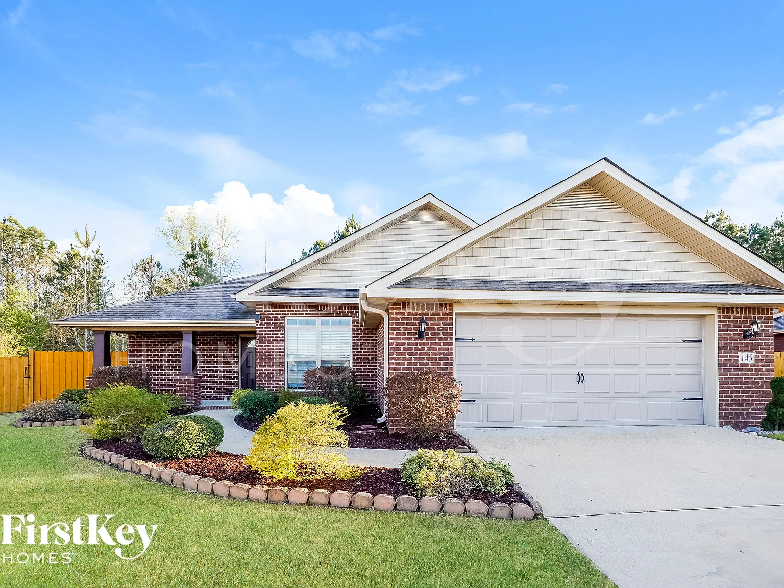 3 bed, 2.0 bath, 1806 sqft, $2,090 — Photo 1