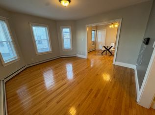 46 Fisher St, Lowell, MA 01850