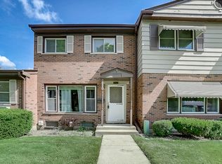 517 Washington Sq, Wood Dale, IL 60191