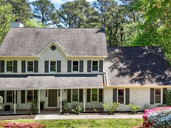 4362 Karls Gate Dr, Marietta, GA 30068