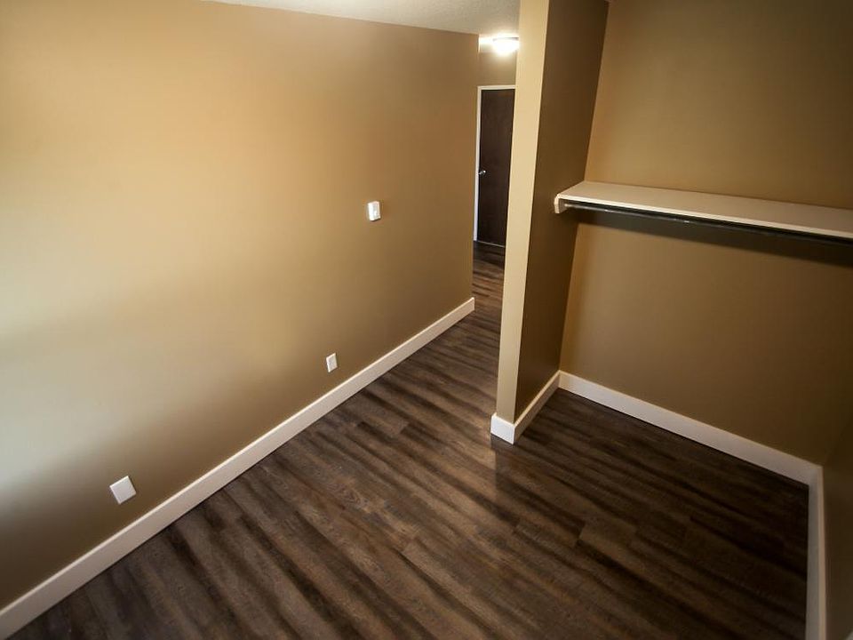 301 N Main St, Freeman, SD 57029 Zillow