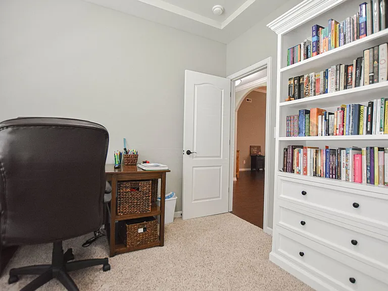 3765 Silver Fox Ln — Photo 17