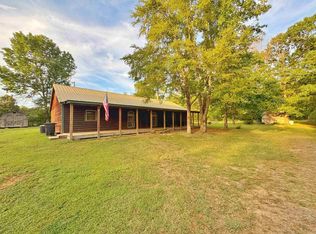 1057 Henderson Rd, Clinton, AR 72031