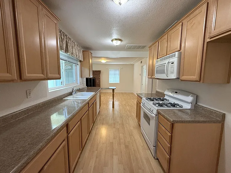 8826 Fair Oaks Blvd — Photo 6