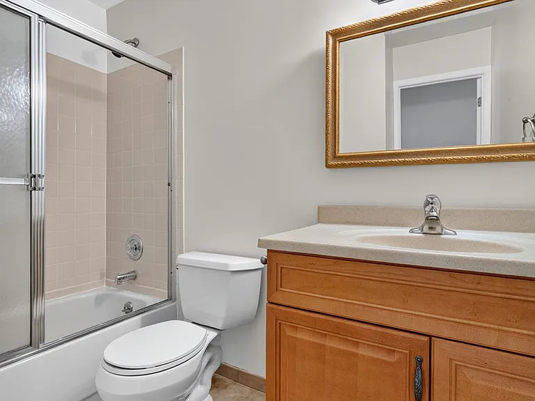 18 Homestead Ln — Photo 11