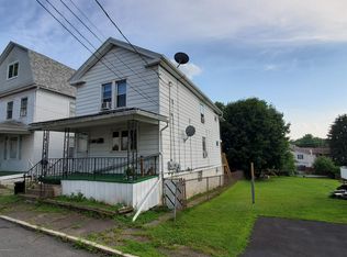 8 Spring St, Hanover Township, PA 18706