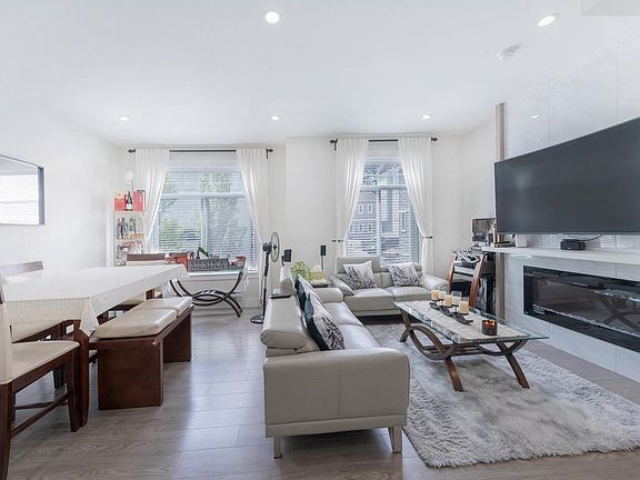 2nd image of 11267 133rd St #2