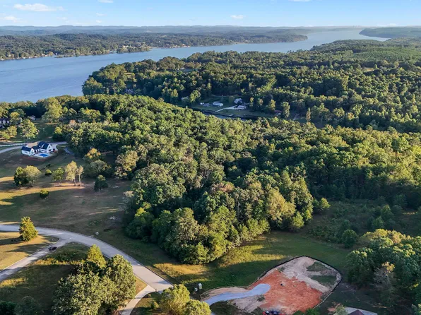 2124 Boat Hook Ln, Sale Creek, TN 37373