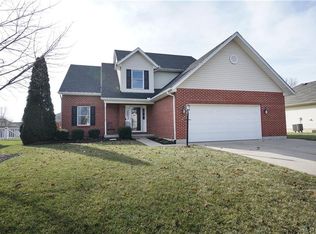 1325 Adamsmoor Dr, Waynesville, OH 45068